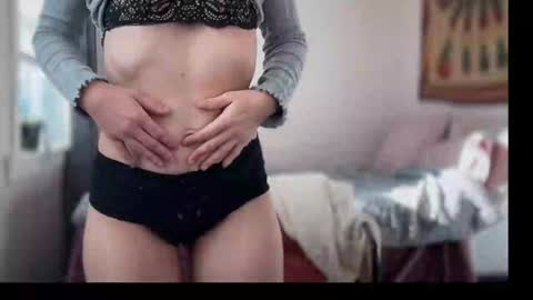 Leah Sparkles online show from 19, 12, 2024