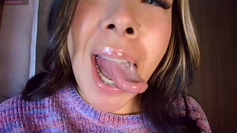 leah online show from 18, 4, 2026