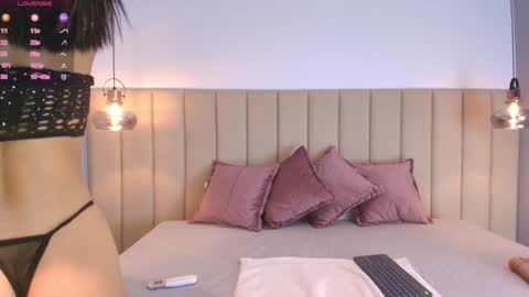 Hey Im Lea online show from 8, 2, 2025