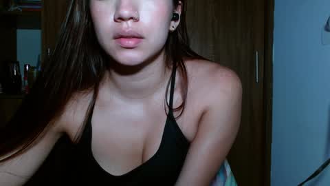 Snapshot of leanaalhub chatting on 28, 1, 2025 leanaalhub online show from 28, 1, 2025