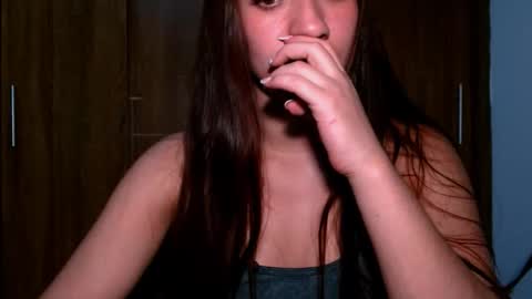 Snapshot of leanaalhub chatting on 17, 2, 2026 leanaalhub online show from 17, 2, 2026