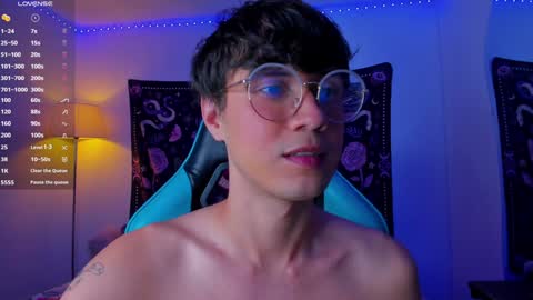 Snapshot of leaneseb chatting on 10, 12, 2024 leaneseb online show from 10, 12, 2024