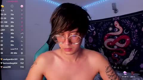 Snapshot of leaneseb chatting on 27, 2, 2025 leaneseb online show from 27, 2, 2025