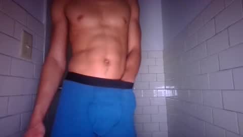 Snapshot of leanlance27 chatting on 18, 11, 2025 leanlance27 online show from 18, 11, 2025