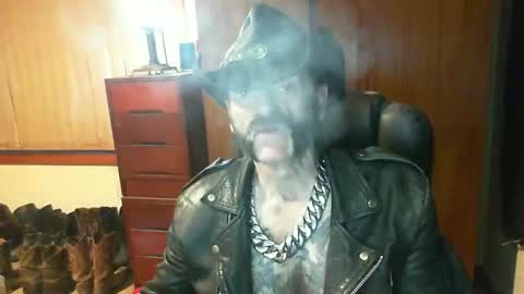 leathergreaser online show from 17, 5, 2026