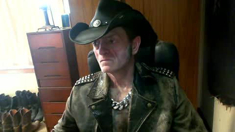 leathergreaser online show from 20, 7, 2026