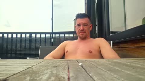 Snapshot of leatherjacketlove chatting on 10, 4, 2026 leatherjacketlove online show from 10, 4, 2026