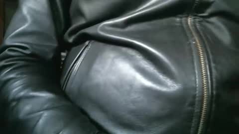 Snapshot of leathermotocross001 chatting on 14, 10, 2025 Leathermotocross online show from 14, 10, 2025