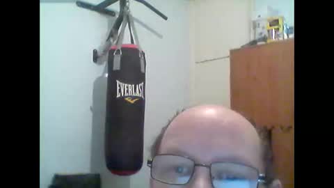 Snapshot of leatherpants68 chatting on 21, 2, 2025 leatherpants68 online show from 21, 2, 2025