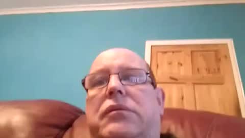 Snapshot of leatherpants68 chatting on 2, 11, 2025 leatherpants68 online show from 2, 11, 2025