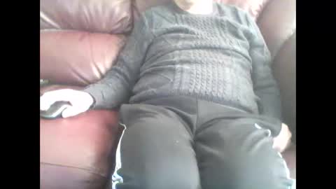 leatherpants68 online show from 19, 11, 2025