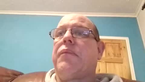 leatherpants68 online show from 31, 1, 2026