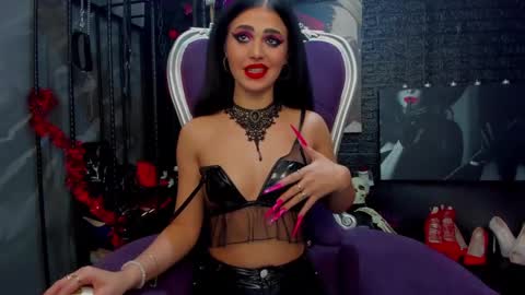 Snapshot of leavonnouire chatting on 4, 1, 2025 Lea online show from 4, 1, 2025