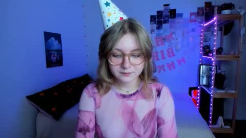 Ellie online show from 17, 12, 2025