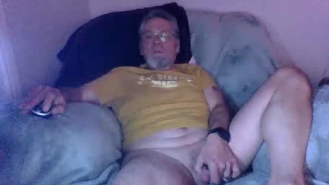 lesbranleur71 online show from 15, 2, 2025