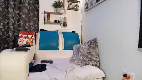 Snapshot of leenar_key chatting on 1, 10, 2025 leenar_key online show from 1, 10, 2025