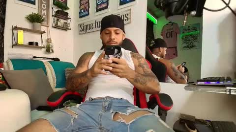 Snapshot of leenar_key chatting on 1, 11, 2025 leenar_key online show from 1, 11, 2025