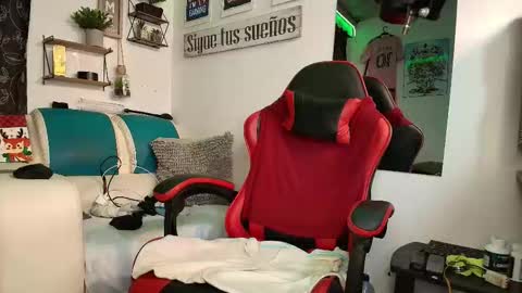 Snapshot of leenar_key chatting on 22, 11, 2025 leenar_key online show from 22, 11, 2025