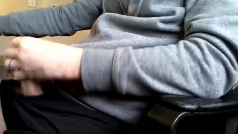 leffe84 online show from 5, 3, 2025