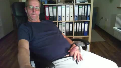 Dave online show from 15, 9, 2025