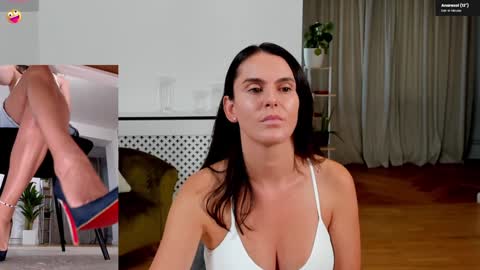 Elle  online show from 14, 9, 2025