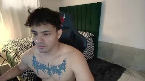 Snapshot of lei_77 chatting on 25, 6, 2026 Lei online show from 25, 6, 2026