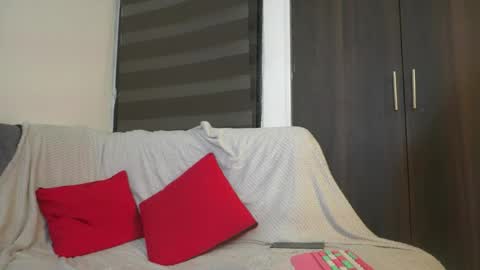 Snapshot of leiaah__ chatting on 23, 5, 2026 Leah online show from 23, 5, 2026