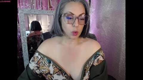 Leidy Brenda online show from 13, 1, 2025