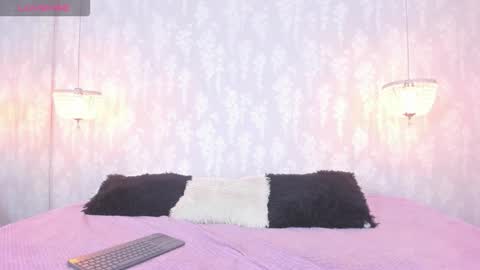 LEIGH ANGELS online show from 2, 12, 2025