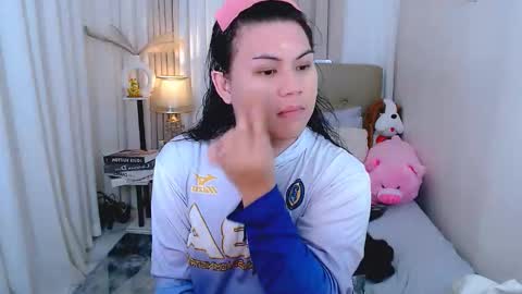 Cailey online show from 23, 11, 2025