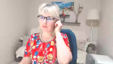 Leila Kinky online show from 1, 3, 2025