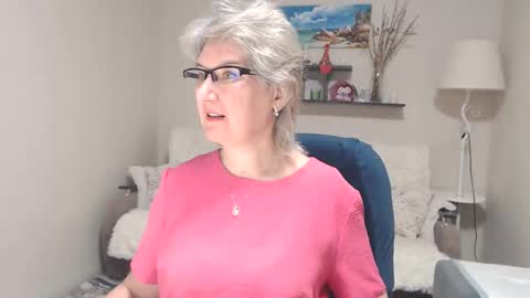 Leila Kinky online show from 27, 11, 2025