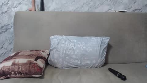 Snapshot of lelapopins chatting on 9, 11, 2025 Lana online show from 9, 11, 2025