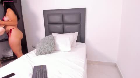 Lena Rousseau  online show from 7, 2, 2025