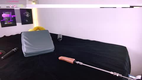 Snapshot of lenaandwilliam chatting on 10, 10, 2025 Lenaandwilliam online show from 10, 10, 2025