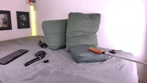 Snapshot of lenaandwilliam chatting on 21, 11, 2025 Lenaandwilliam online show from 21, 11, 2025