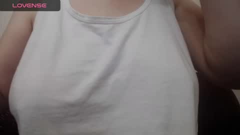 Snapshot of lenagolden chatting on 23, 12, 2024 lenagolden online show from 23, 12, 2024