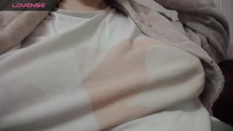 Snapshot of lenagolden chatting on 14, 2, 2025 lenagolden online show from 14, 2, 2025