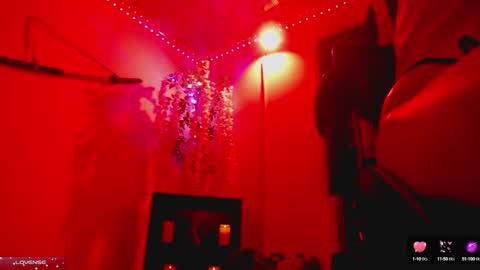 Lenna Kang online show from 25, 1, 2025