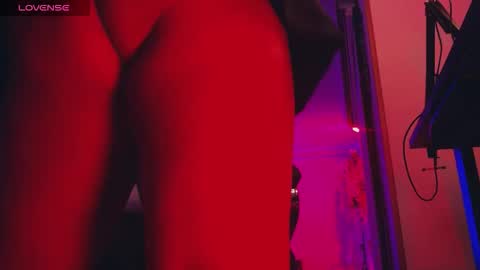 Lenna Kang online show from 15, 2, 2026