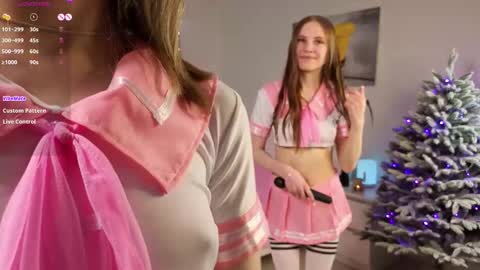 Snapshot of lenexo chatting on 21, 12, 2025 Earlene online show from 21, 12, 2025