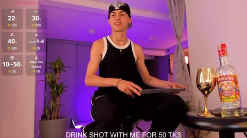 Snapshot of lennercollins_ chatting on 8, 4, 2026 Lenner INDEPENDENT MODEL online show from 8, 4, 2026