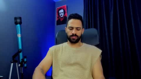 Leo  Diaz online show from 24, 2, 2025