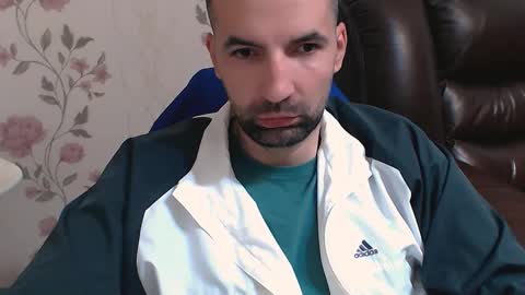 Leo Gianni online show from 7, 5, 2026