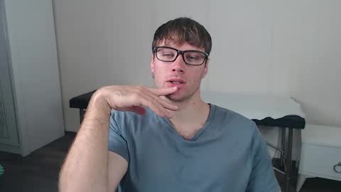 Snapshot of leoackerman chatting on 20, 10, 2025 leoackerman online show from 20, 10, 2025