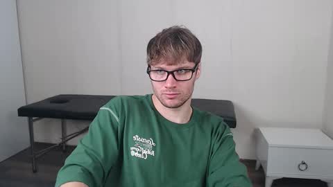 Snapshot of leoackerman chatting on 1, 11, 2025 leoackerman online show from 1, 11, 2025