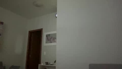 Snapshot of leobhr chatting on 26, 11, 2025 Leo Wolf online show from 26, 11, 2025