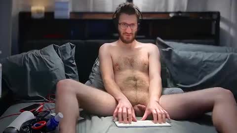 LeoBiggy online show from 23, 2, 2025