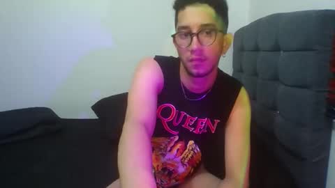 Snapshot of leoh_hades chatting on 17, 10, 2025 Leoh online show from 17, 10, 2025