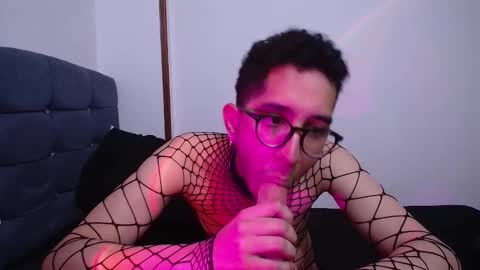 Snapshot of leoh_hades chatting on 22, 10, 2025 Leoh online show from 22, 10, 2025